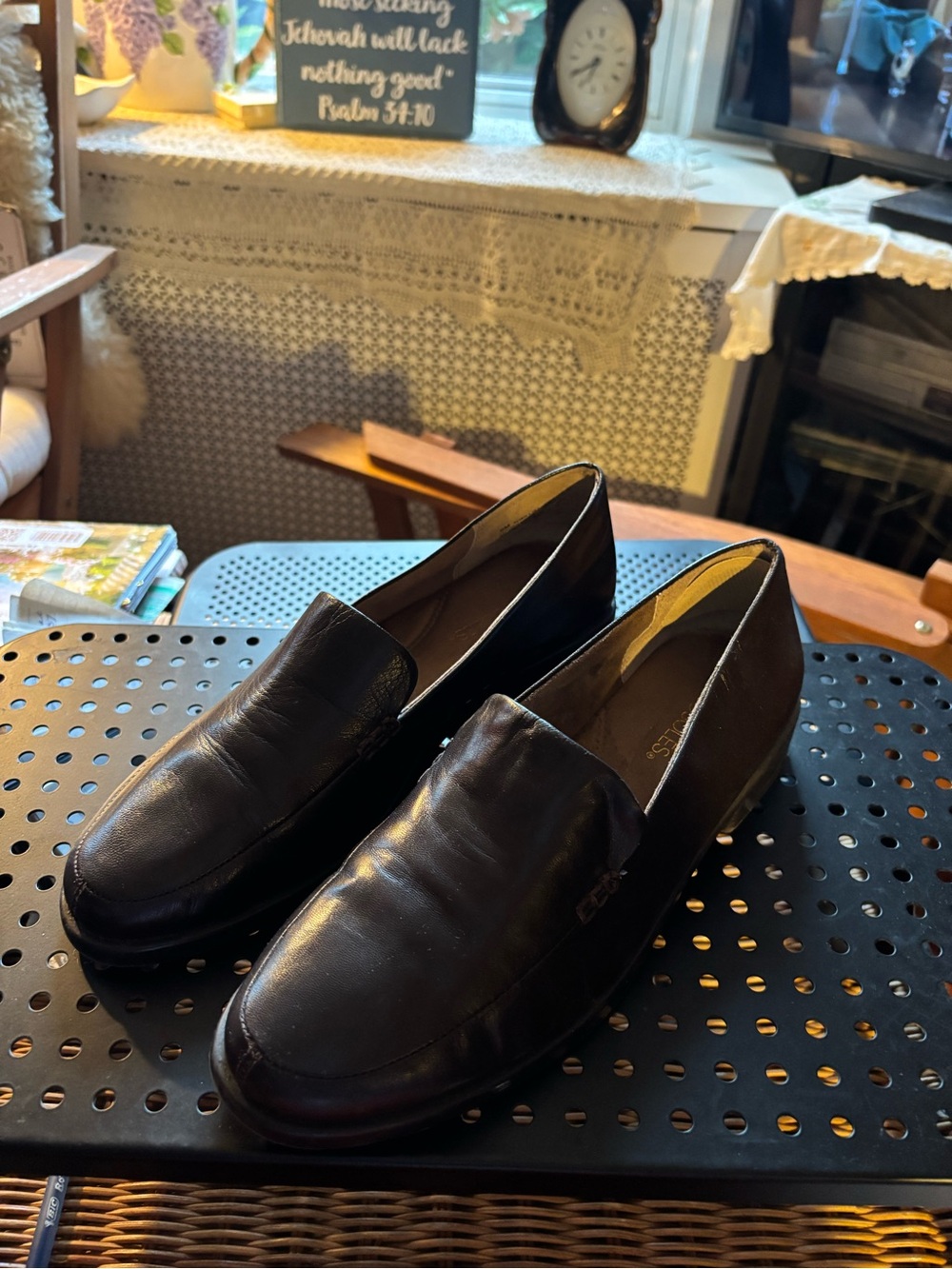 AEROSOLES Women's Dark Brown Leather Slip-On Loafers
